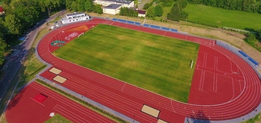 Stadion lekkoatletyczny przy Zespole Szkół Nr 6 im. Stanisława Staszica w Szczecinku